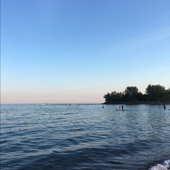 Meet your Posher, Hunter - Picture 1 of 1